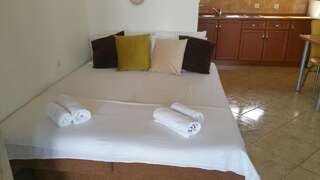 Апартаменты Apartments Tara Улцинь Апартаменты с видом на море-24